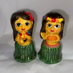 Vintage Set of Dancing Hula Girl Salt & Pepper Shakers